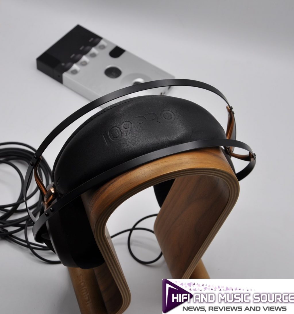 Meze Audio 109 Pro - HiFi and Music Source