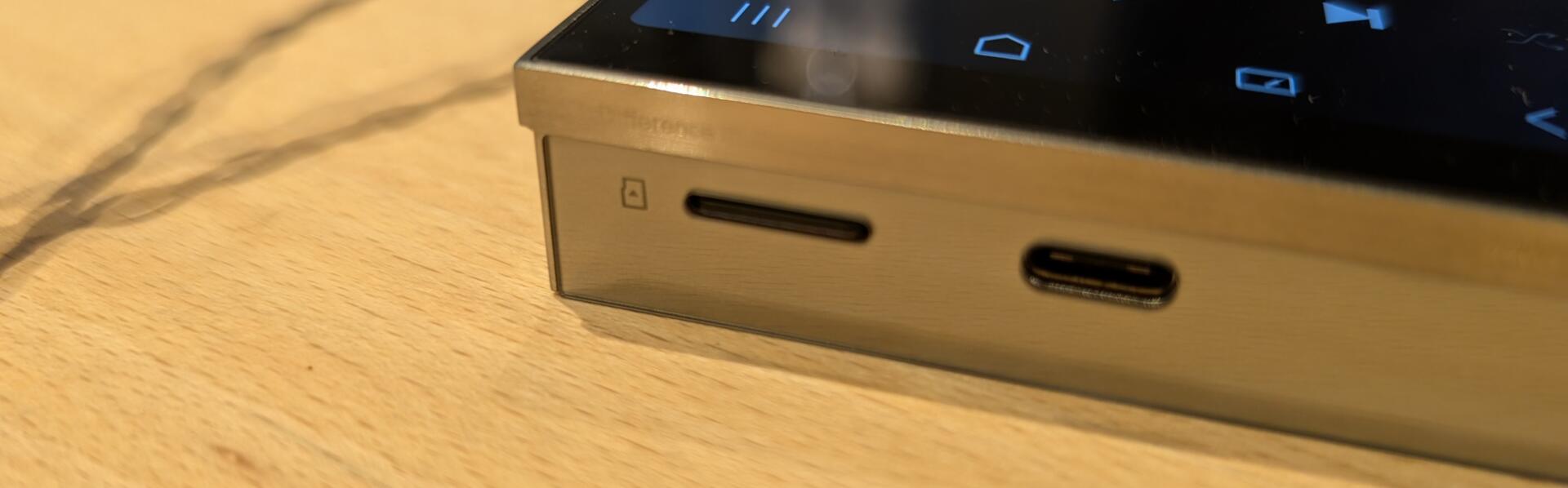 Astell&Kern PD10. Image credit © HF&MS Ltd