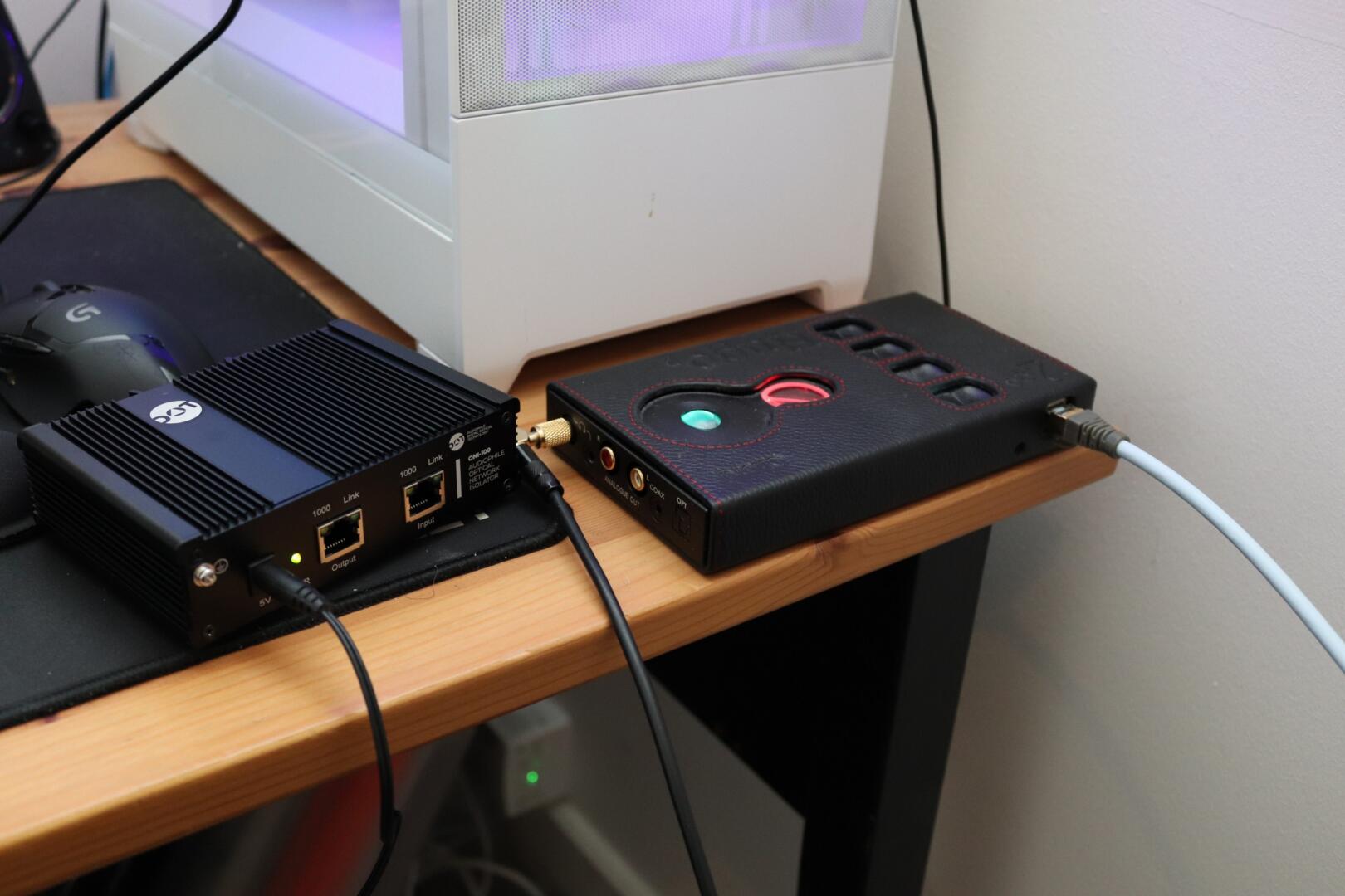 ADOT ONI-100 Optical Network Isolator with Chord 2Go/Hugo 2 - Image Credit - C Baillie