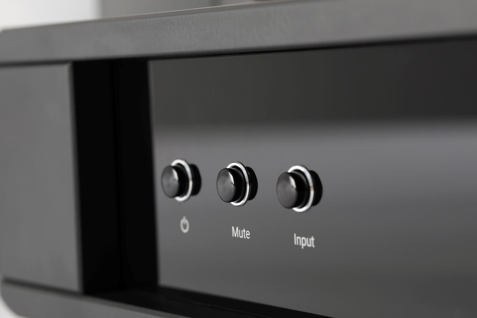 Mercury Pre-amplifier and Solis Power amplifier