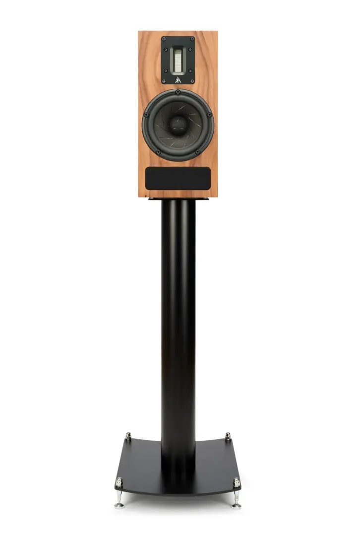 Kerr Acoustic K400 compact loudspeaker