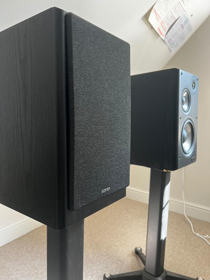 Edifier R2750BD